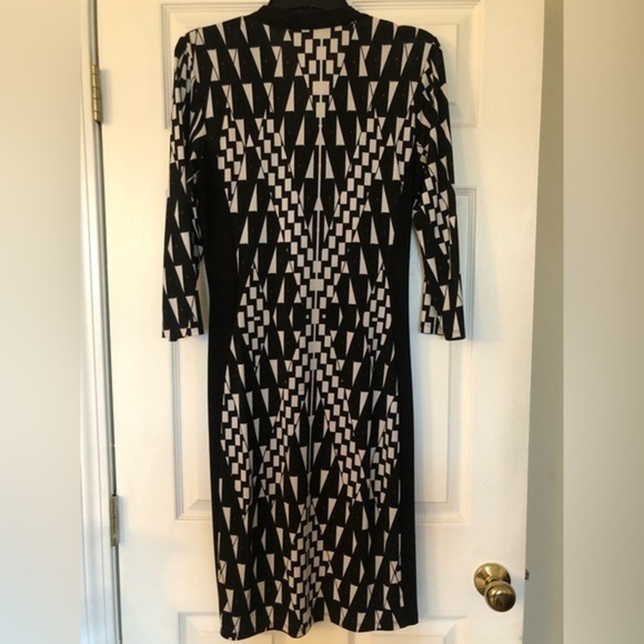 Libra dress. M. Black and white. - Picture 2 of 2